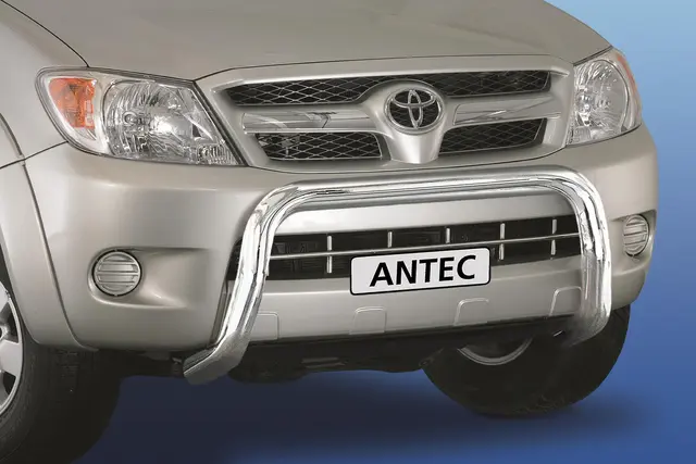 Antec EU Frontbøyle 70mm Toyota Hilux 2006-2011 
