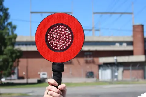 Stoppspak m lys LED c batterier STOPP/KJØR signal