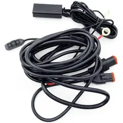 Kabelsett med 2 stk DT-4PIN 110W totalt