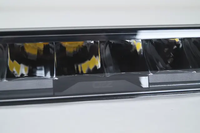 OZZ XB1 P52" Fjernlys LED-bar m/Posisjonslys Sort Hus 
