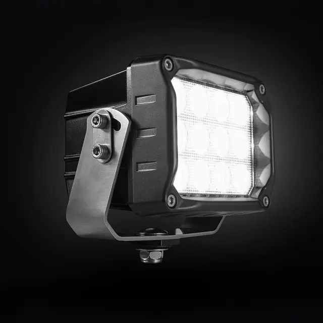 Universalt rør feste til arbeidslys for  rør opp til 28mm