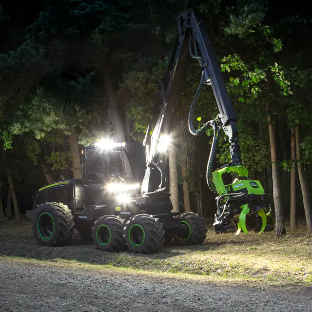 Universalt rør feste til arbeidslys for  rør opp til 28mm