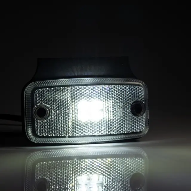 Avlangt, hvitt markeringslys LED, 12-36V, brakett, QS150 kontakt 