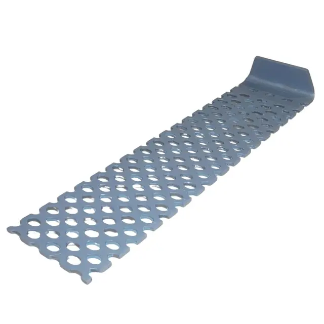 Perforert stål 240*11*980 fra Qrafton Pperforert stål med buet ende 