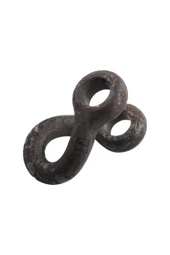 Vridde sjakkel til ukjent merke Ø: 13, H: 75, B: 49 mm 