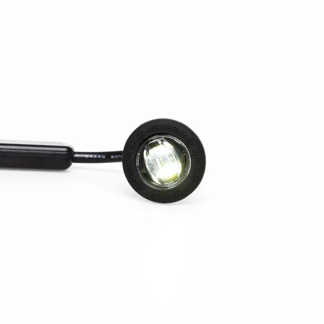 Nyx Hvitt posisjonslys- og varsellys Med alle godkjenninger for 19mm hull 