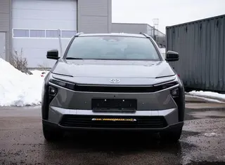 Grillkit med Linear 18 Elite Plus Toyota bZ4X (XBB) CANbus 2025