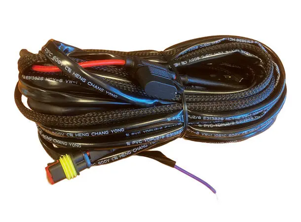 VP Kabelsett – til én lampe (AMP 2-pin) 12V – 3 m kabel – 80A – med bryter 