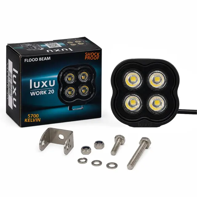 LUXU Work 20 arbeidslys med sort front Liten kompkt med 4  LED som yter 20 watt 